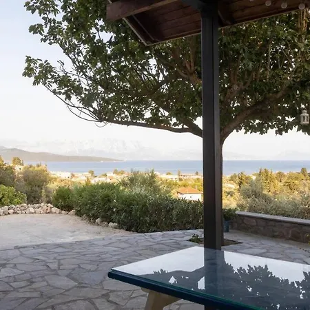 Holiday home Marcon Stonehouse Nikiana